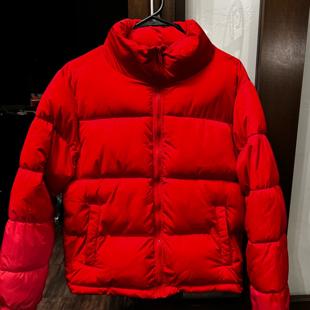 Women’s Forever 21 Short Puffer Jacket